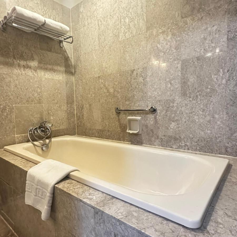 Peak Suites At Times Square Куала Лумпур Екстериор снимка