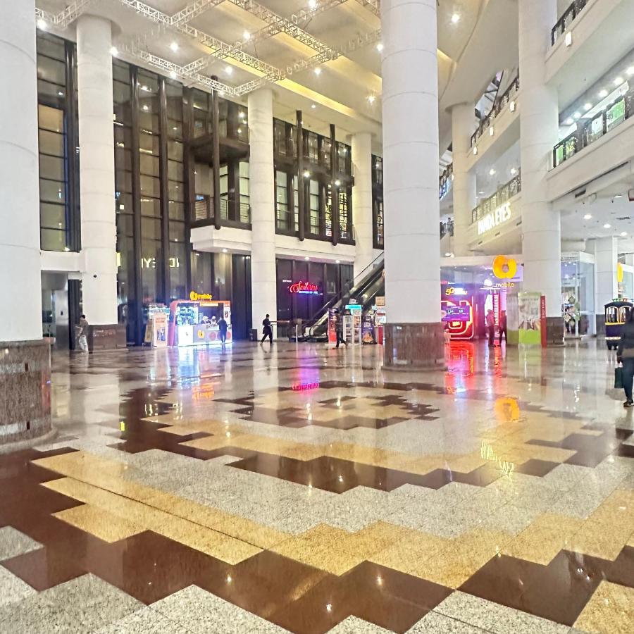 Peak Suites At Times Square Куала Лумпур Екстериор снимка