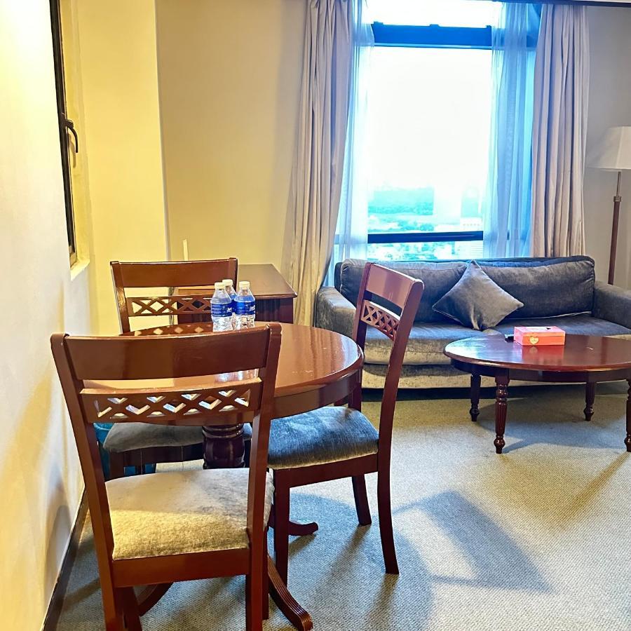 Peak Suites At Times Square Куала Лумпур Екстериор снимка